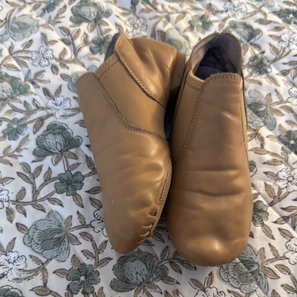 Tan Leather Slip-On Shoes STRETCH JAZZ BOOT